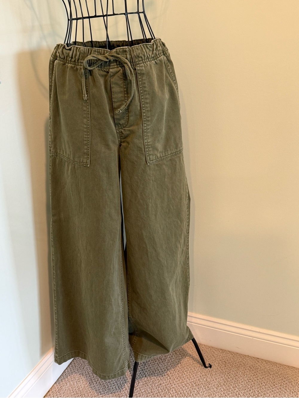 GAP Mid Rise Easy Baggy Pants